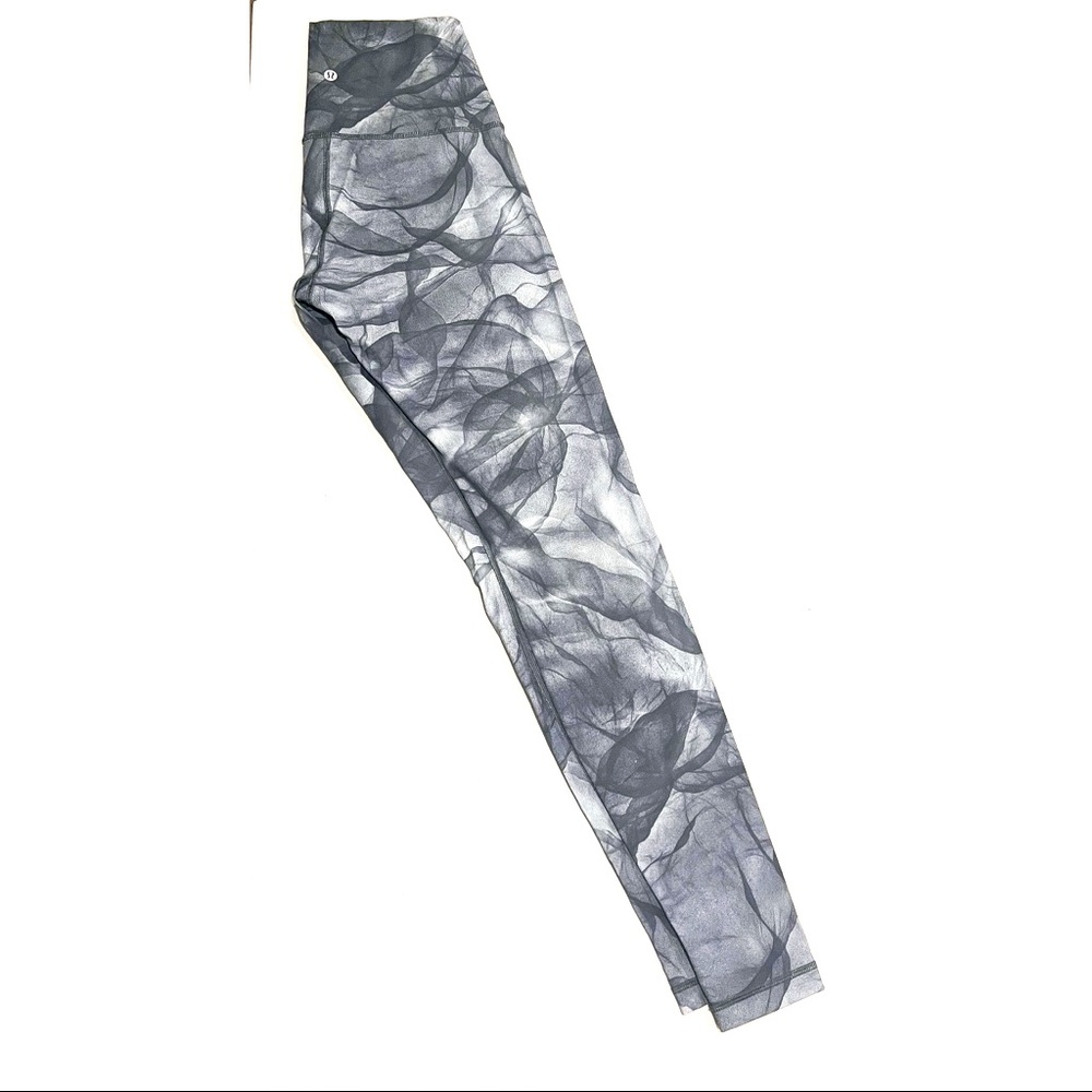 Lululemon Leggings • Black/Grey • Size 8